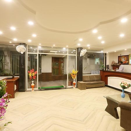 Hotel Katra Residency Ngoại thất bức ảnh