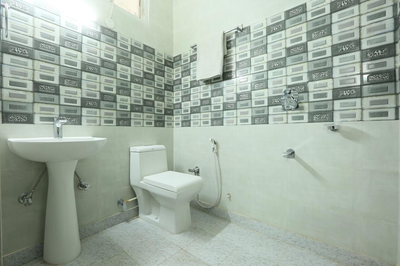 Hotel Katra Residency Ngoại thất bức ảnh