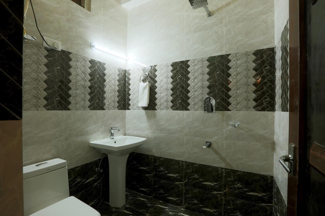 Hotel Katra Residency Ngoại thất bức ảnh