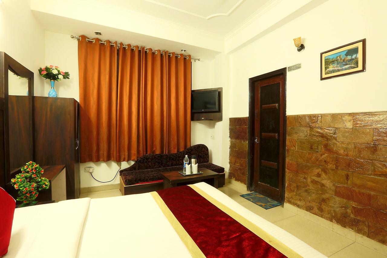 Hotel Katra Residency Ngoại thất bức ảnh