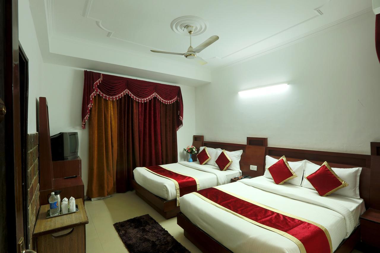 Hotel Katra Residency Ngoại thất bức ảnh