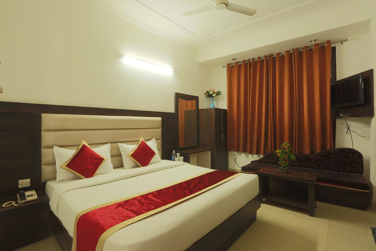 Hotel Katra Residency Ngoại thất bức ảnh