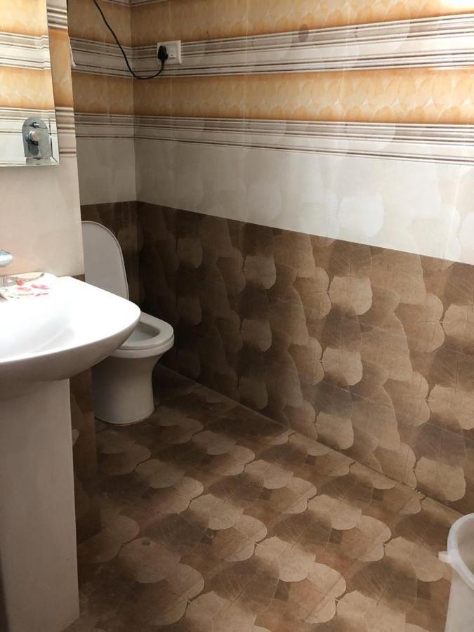 Hotel Katra Residency Ngoại thất bức ảnh